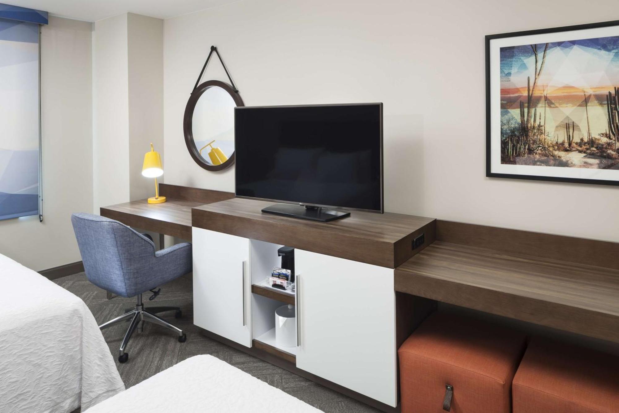 Hampton Inn & Suites Phoenix Downtown Экстерьер фото