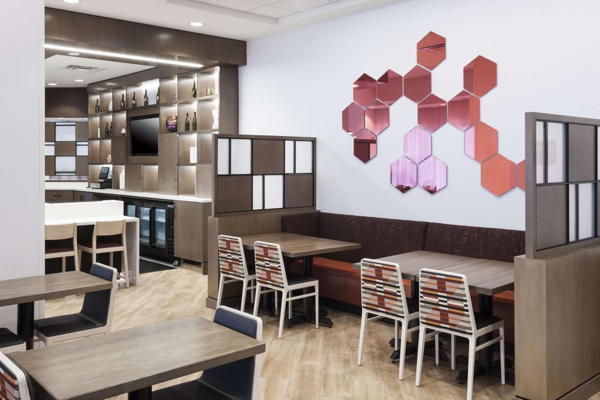 Hampton Inn & Suites Phoenix Downtown Экстерьер фото
