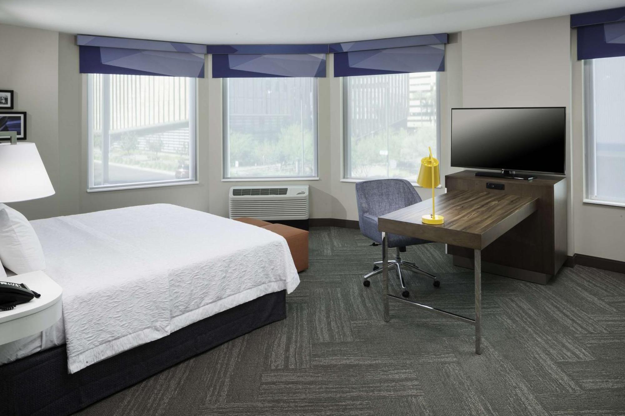 Hampton Inn & Suites Phoenix Downtown Экстерьер фото