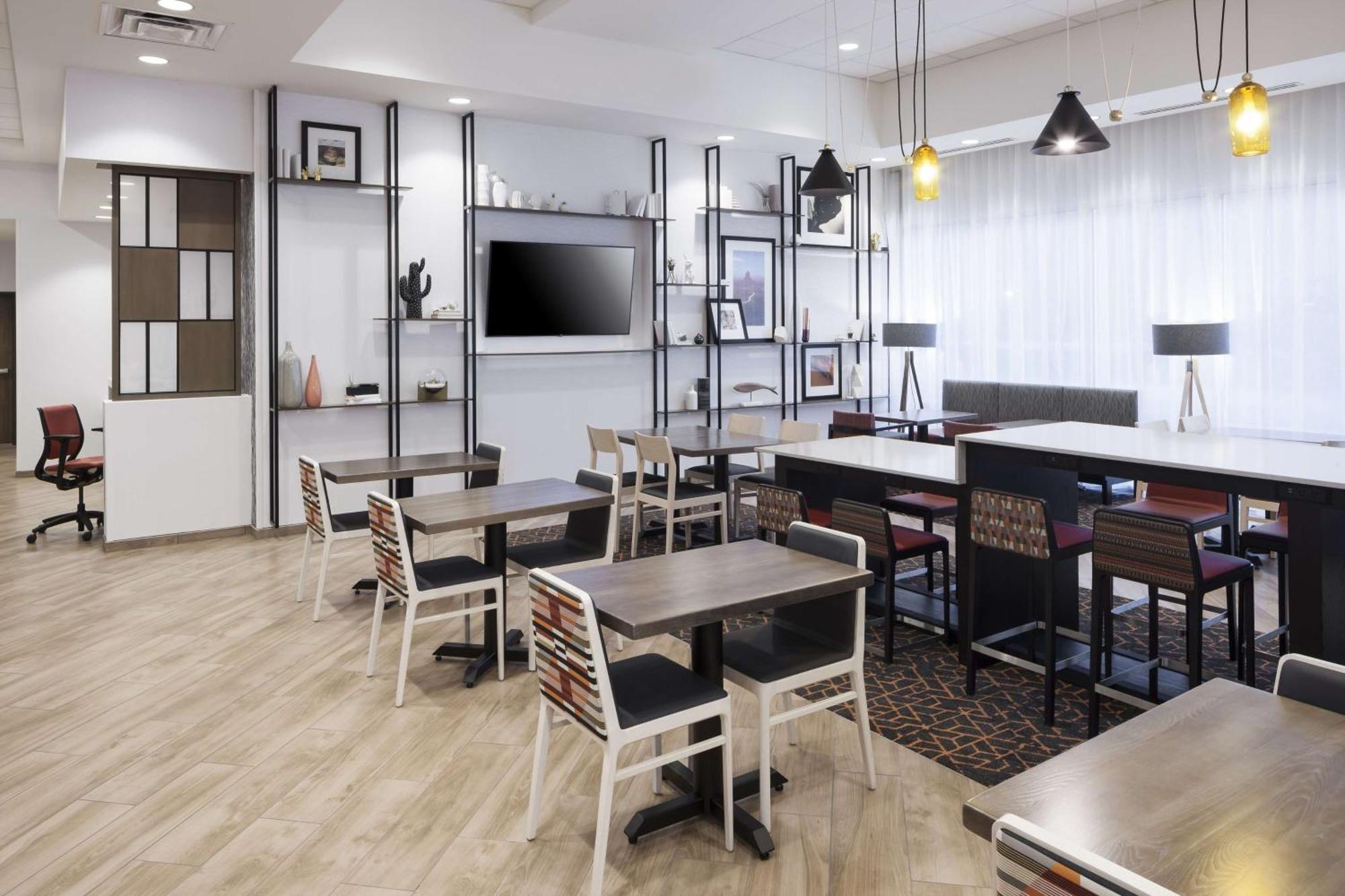 Hampton Inn & Suites Phoenix Downtown Экстерьер фото